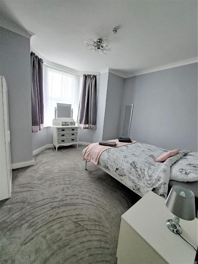 شقة Large Flat Quite Location Modern And Well Equipped سوانغه المظهر الخارجي الصورة